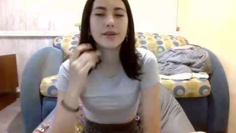 Snapshot of mia_beauti_live chatting on July 13, 9:56 am mia_beauti_live online show from July 13, 9:56 am