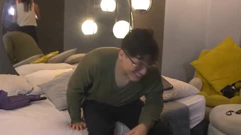 Belmont and Mia online show from April 5, 4:59 pm