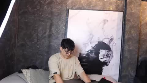 Belmont and Mia online show from April 11, 6:56 pm