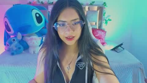 mia_bnnyy online show from October 4, 8:40 pm
