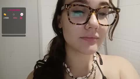 mia_boone online show from January 30, 4:45 pm