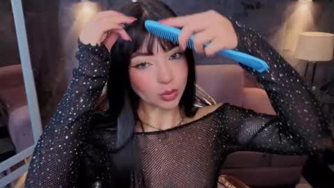 mia_collins_b online show from February 6, 8:12 pm