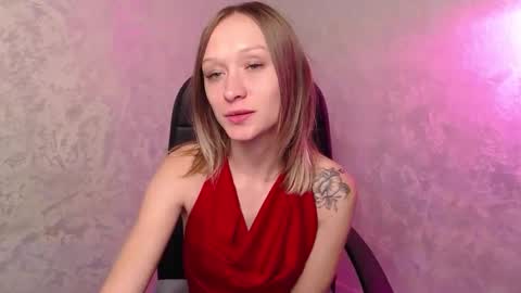 Mia online show from September 16, 2:01 am