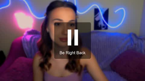 mia_cutie77 online show from October 10, 9:19 am