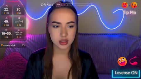 mia_cutie77 online show from November 7, 8:47 am