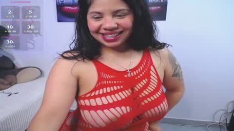 Snapshot of mia_downson chatting on July 17, 10:55 am Mia online show from July 17, 10:55 am