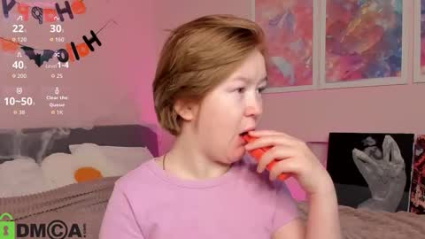 Mia online show from November 2, 2:25 am