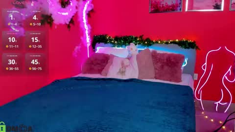 Mia online show from January 6, 3:54 am