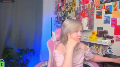 Mia online show from April 19, 2:22 am