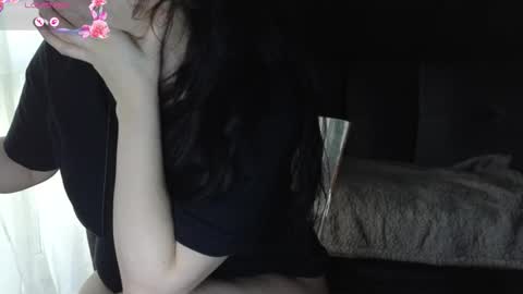 Snapshot of mia_g0ld chatting on February 24, 5:00 pm Golden ones online show from February 24, 5:00 pm