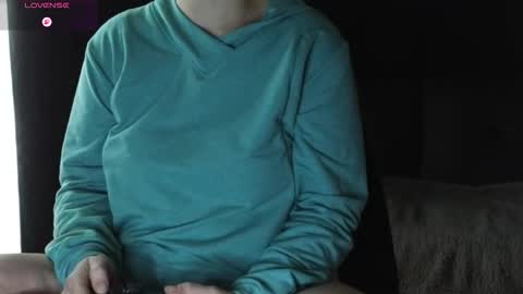 Snapshot of mia_g0ld chatting on February 28, 4:08 pm Golden ones online show from February 28, 4:08 pm