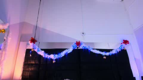 Snapshot of mia_garcia2 chatting on December 13, 3:38 am MIA online show from December 13, 3:38 am