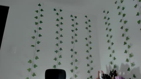 Snapshot of mia_garcia2 chatting on February 14, 8:38 pm MIA online show from February 14, 8:38 pm