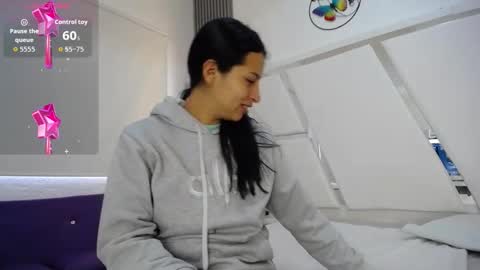 Snapshot of mia_garcia28 chatting on March 18, 7:50 pm mia_garcia28 online show from March 18, 7:50 pm