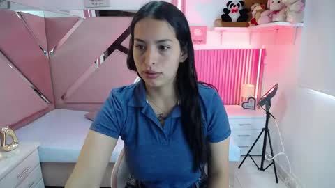 Snapshot of mia_garcia28 chatting on May 11, 1:06 pm mia_garcia28 online show from May 11, 1:06 pm