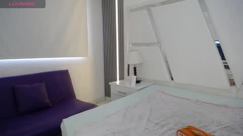Snapshot of mia_garcia28 chatting on May 12, 1:52 pm mia_garcia28 online show from May 12, 1:52 pm