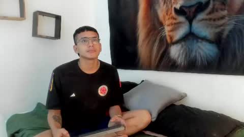 mia_harpers online show from July 9, 8:24 pm