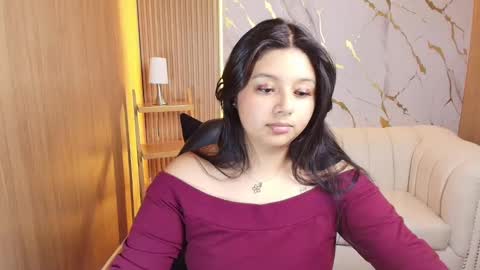 Mia online show from September 30, 1:27 pm