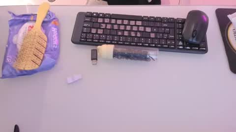 Snapshot of mia_jonnees chatting on October 16, 12:06 pm online show from October 16, 12:06 pm