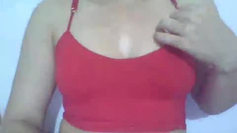 Snapshot of mia_k02 chatting on November 24, 11:37 pm Mia online show from November 24, 11:37 pm