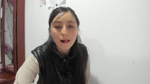 mia kaneee online show from February 16, 12:41 am
