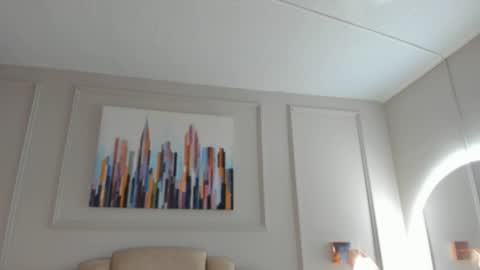 Snapshot of mia_kisses2 chatting on February 20, 2:41 am Mia online show from February 20, 2:41 am