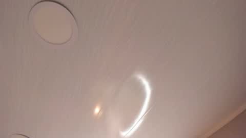 Snapshot of mia_kisses2 chatting on March 1, 2:46 am Mia online show from March 1, 2:46 am