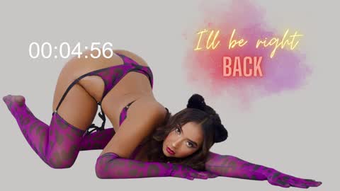 mia_lacy online show from December 23, 1:40 am