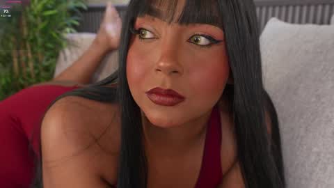 Snapshot of mia_lacy chatting on May 13, 4:21 am mia_lacy online show from May 13, 4:21 am