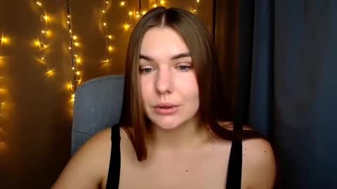 mia_lemm online show from October 10, 6:01 am