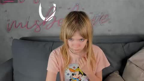 Minnie online show from October 15, 1:22 pm