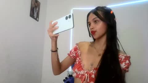 Snapshot of mia_lucy_21 chatting on November 4, 7:46 pm mia lucy 21 online show from November 4, 7:46 pm