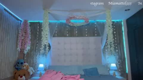 Snapshot of mia_mattel chatting on November 7, 7:30 am 333 online show from November 7, 7:30 am