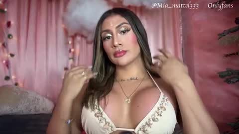 Snapshot of mia_mattel chatting on December 5, 7:39 am 333 online show from December 5, 7:39 am