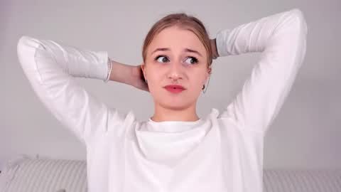 Mia here Appreciate your support online show from February 14, 7:21 pm