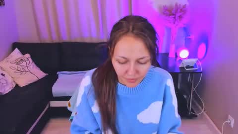 mia_meowxkiss online show from October 10, 3:33 pm