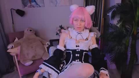 mia_meowxkiss online show from October 11, 4:27 pm
