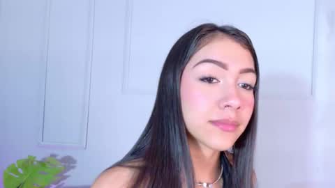 Snapshot of mia_oconner chatting on September 22, 8:33 pm mia_oconner online show from September 22, 8:33 pm