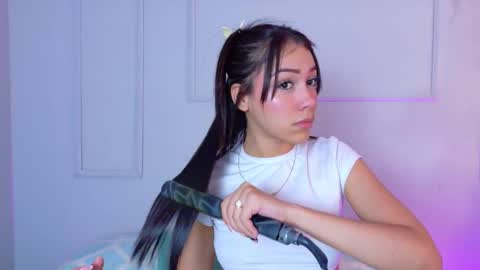 Snapshot of mia_oconner chatting on October 1, 7:42 pm mia_oconner online show from October 1, 7:42 pm