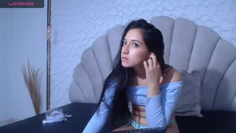 mia_prince_ online show from April 9, 6:24 pm