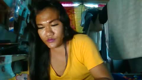 Snapshot of mia_revita chatting on February 20, 12:51 am mia_revita online show from February 20, 12:51 am