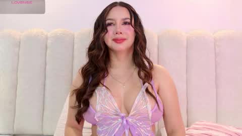 Mia online show from March 12, 12:11 pm