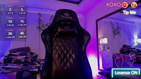 mia rousse25 online show from March 30, 4:19 pm