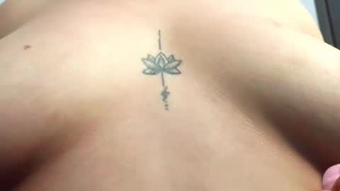 Snapshot of mia_roux1 chatting on October 22, 7:57 pm Mia online show from October 22, 7:57 pm