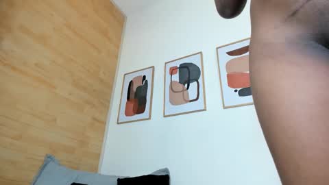 Snapshot of mia_sherly chatting on October 25, 7:19 pm Mia online show from October 25, 7:19 pm