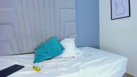 mia_smith_x online show from February 1, 11:16 pm