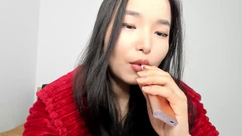 Snapshot of mia_soyun chatting on February 12, 1:28 pm Your Soyun online show from February 12, 1:28 pm