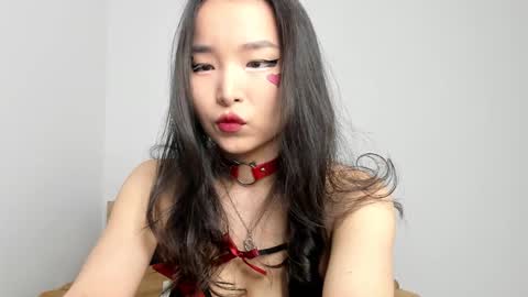 Snapshot of mia_soyun chatting on February 14, 1:30 pm Your Soyun online show from February 14, 1:30 pm