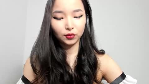 Snapshot of mia_soyun chatting on February 16, 1:07 pm Your Soyun online show from February 16, 1:07 pm