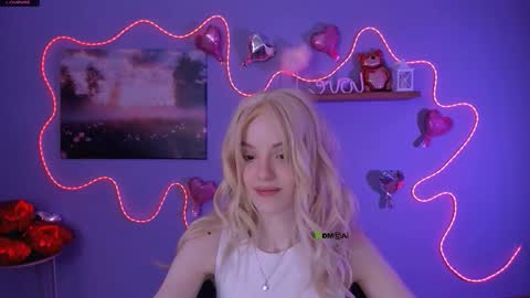 mia_starrr_ online show from February 22, 7:56 pm